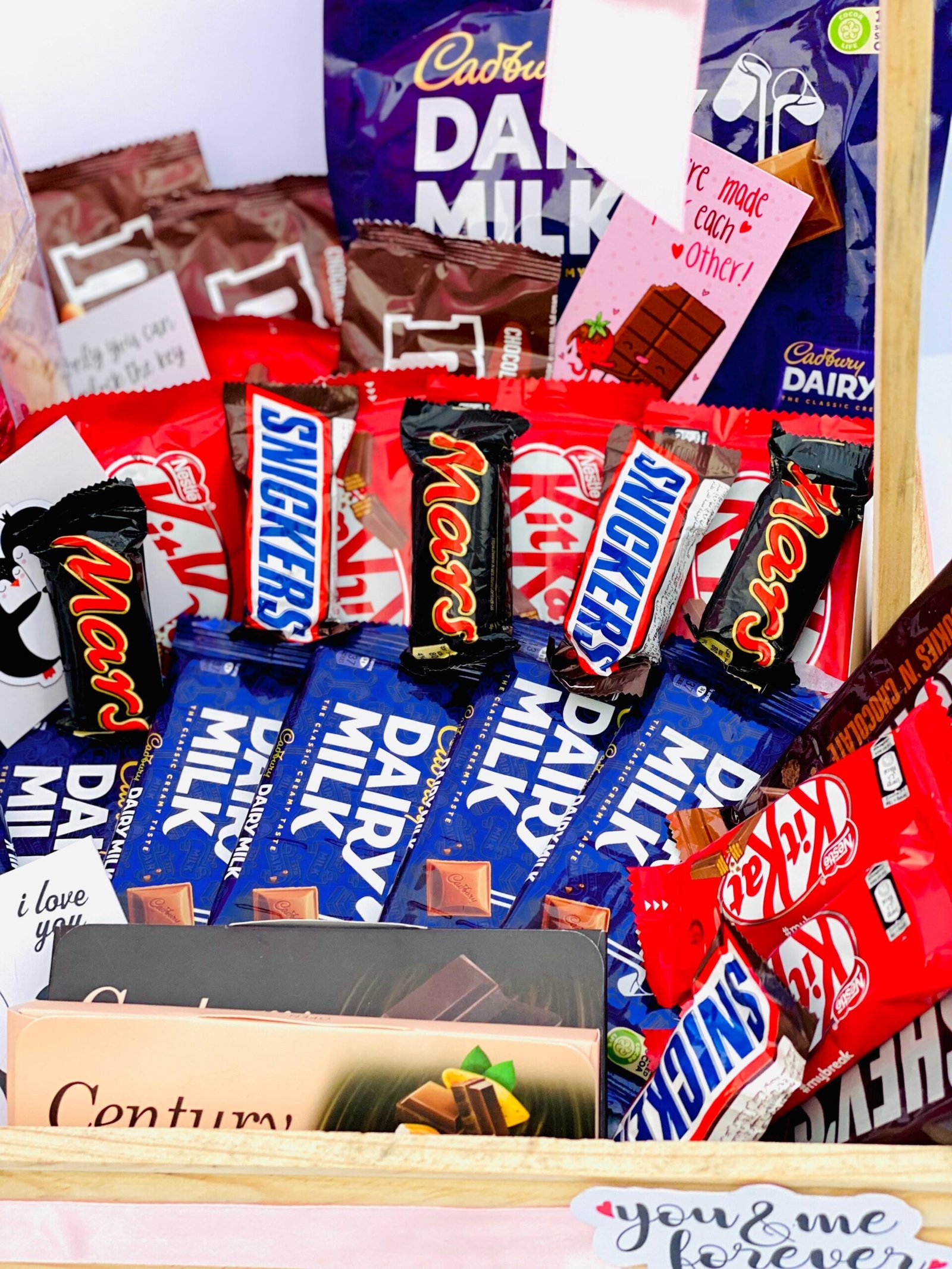 Premium chocolates basket - Image 2